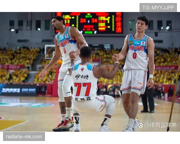 主帅战绩斐然,球队连胜状态稳健持续提升 主帅战绩斐然,球队连胜状态稳健持续提升